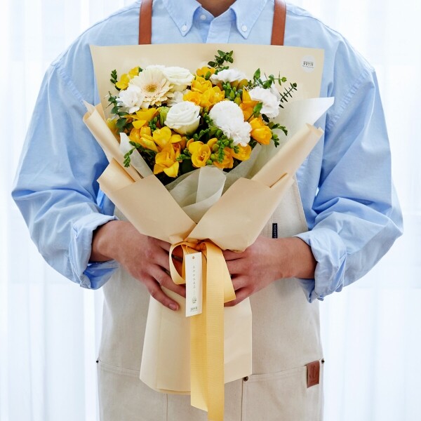 꽃집청년들,프리지아 계절꽃다발