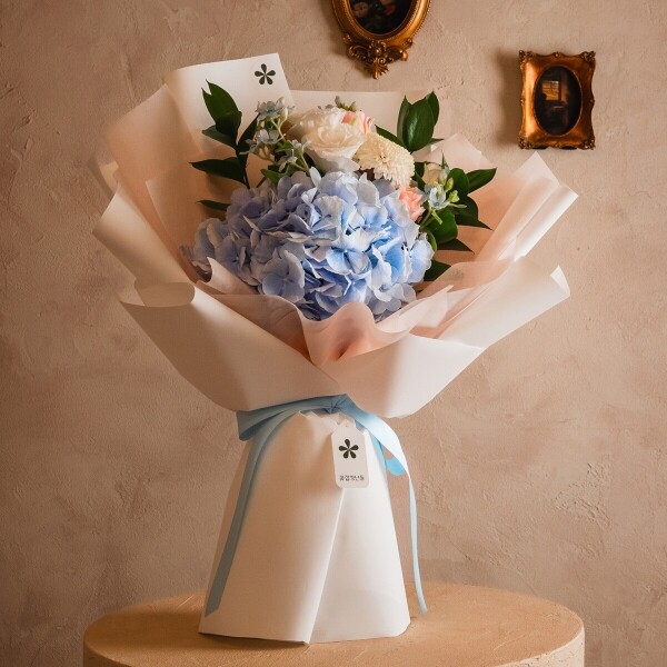 꽃집청년들,양산을 든 여인(서울한정)