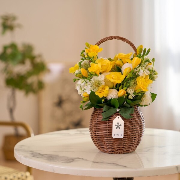 꽃집청년들,프리지아 시즌 꽃바구니