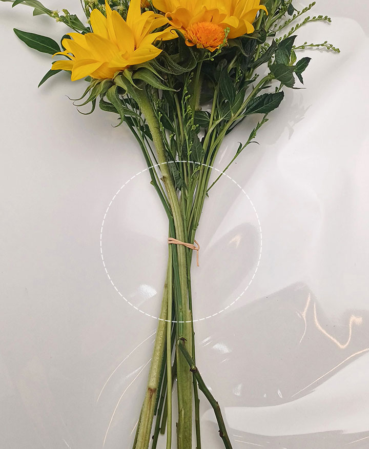 해바라기 꽃다발 지철사로 고정하기